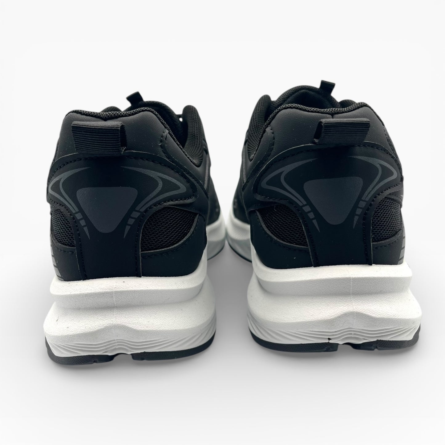 Baskets noires LA CHAUSSURERIE, vue arrière, semelles épaisses blanches, design moderne