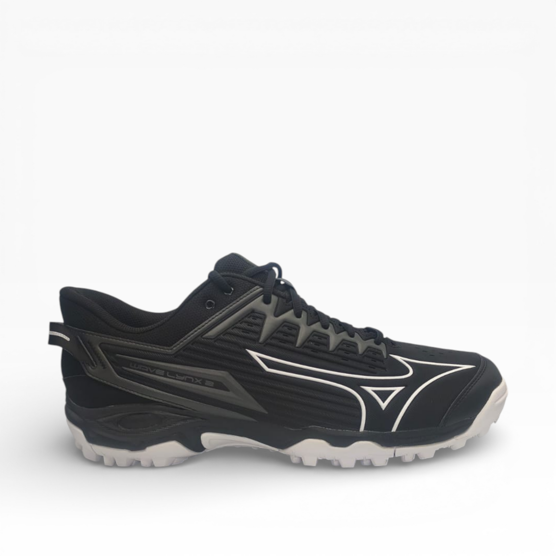 Chaussure de sport noire Mizuno Wave Lynx, semelle blanche, LA CHAUSSURERIE