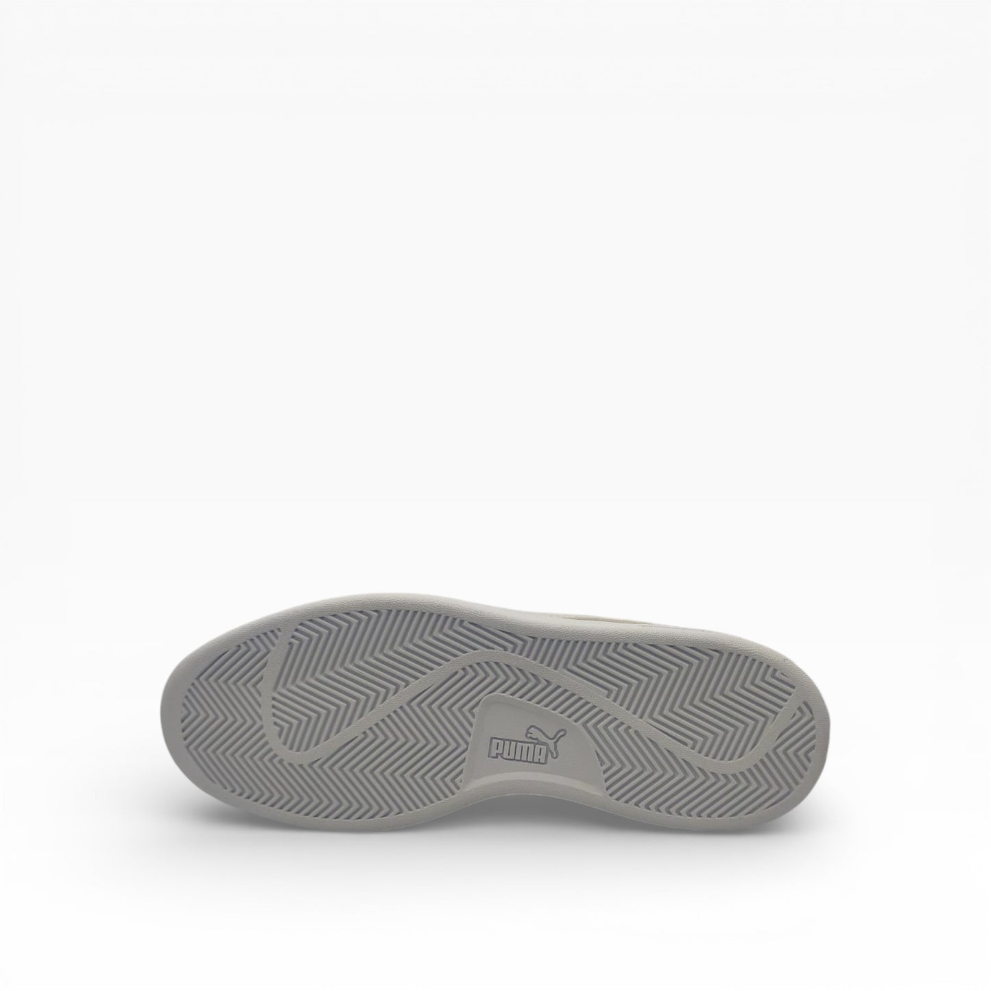 Semelle de basket Puma grise avec motifs antidérapants, photo pour LA CHAUSSURERIE