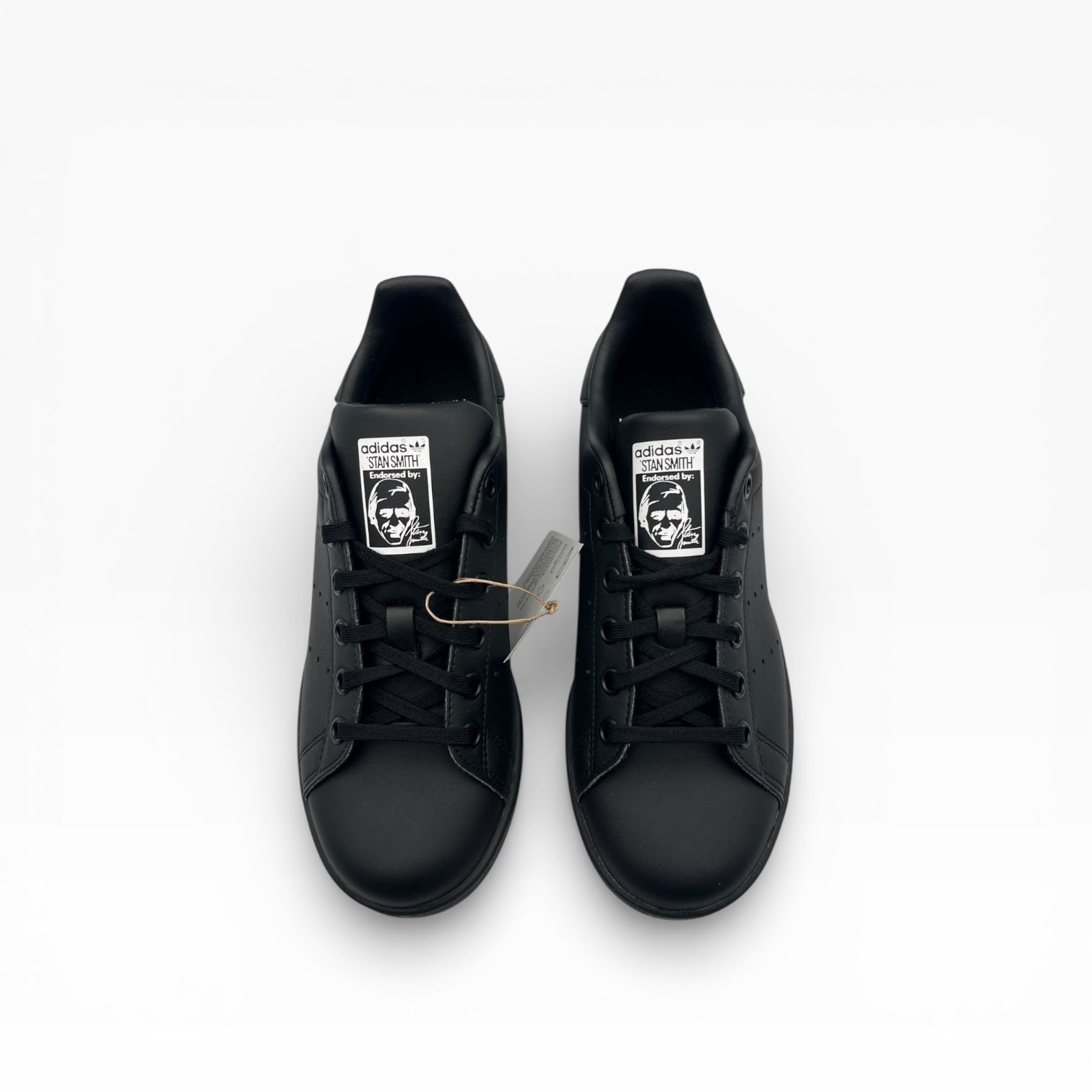 adidas Stan Smith noire, baskets en cuir noir, vue du dessus, LA CHAUSSURERIE