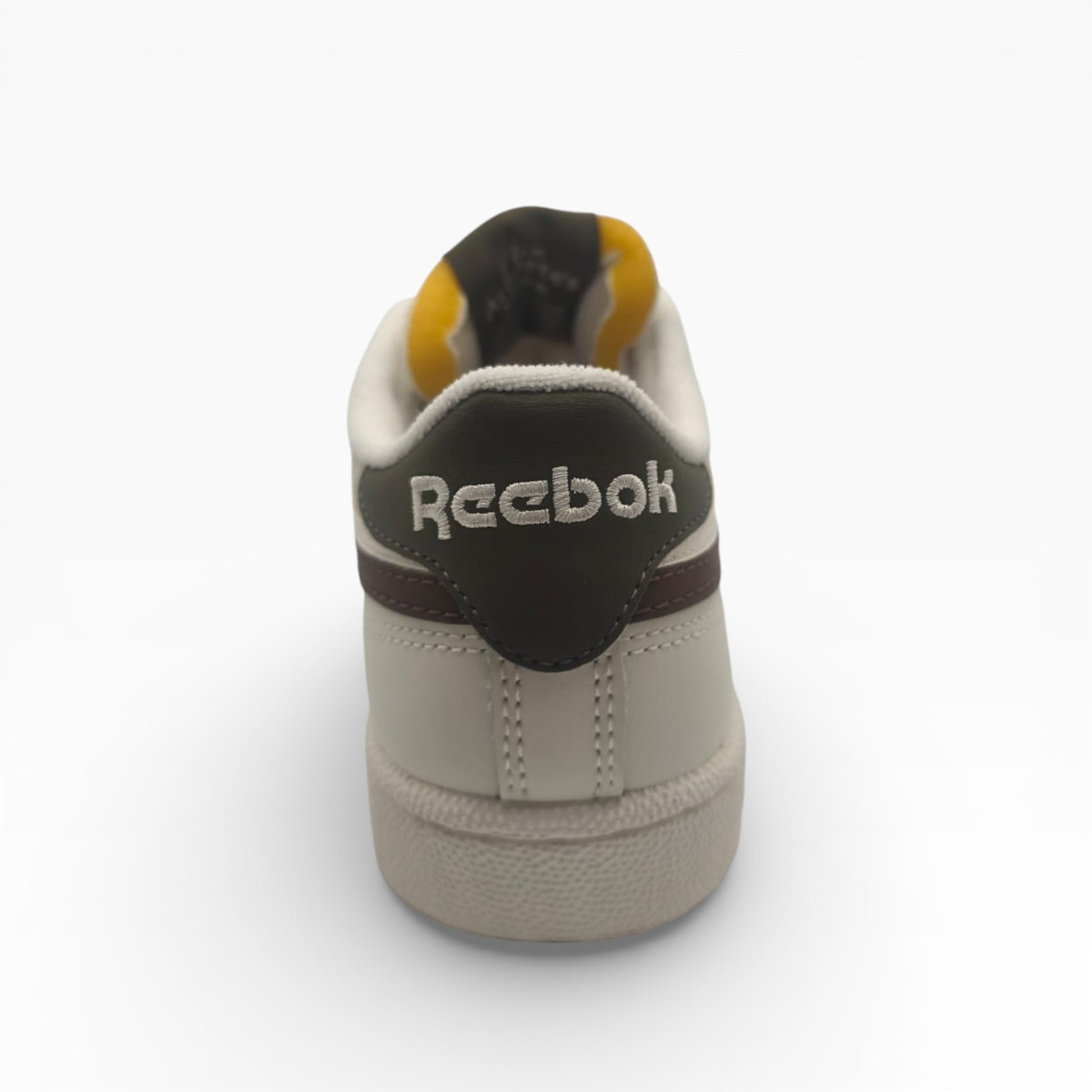 Baskets Reebok Club C Revenge beige et noir vue arrière, sneaker tendance LA CHAUSSURERIE