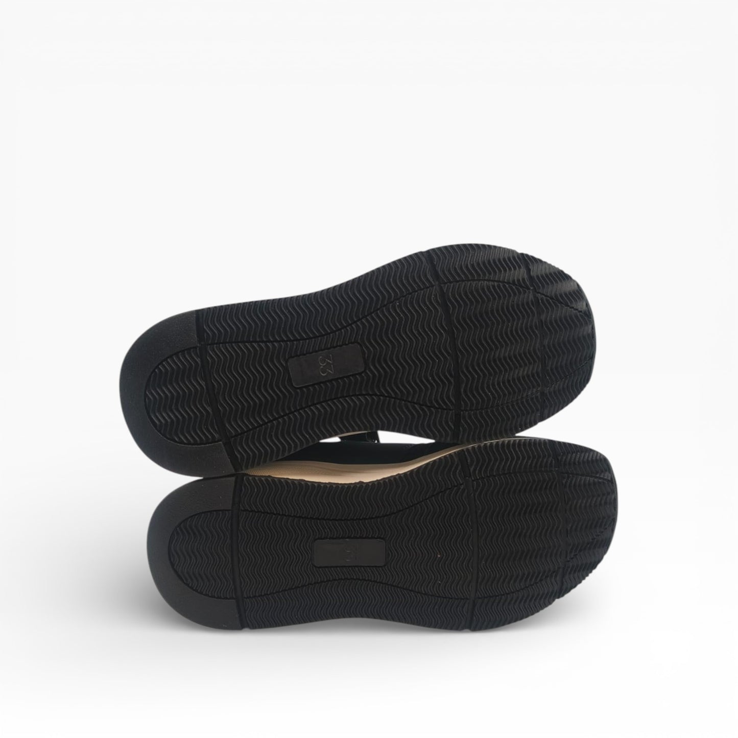 Semelles amortissantes noires pour chaussures enfant, vue dessous, LA CHAUSSURERIE