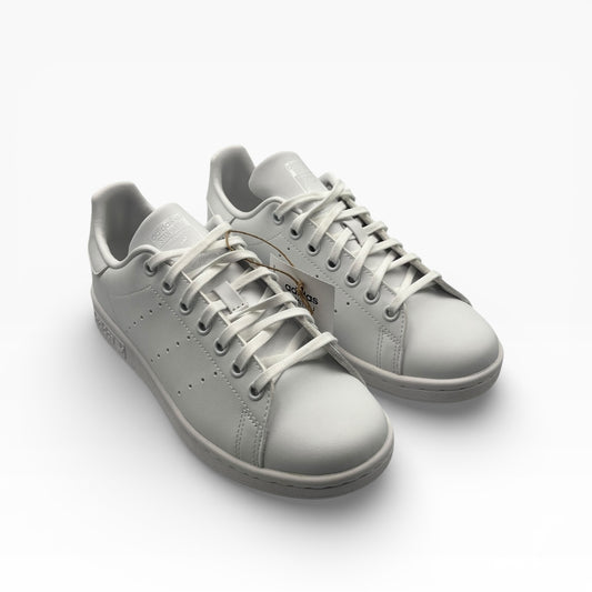 Sneakers Adidas Stan Smith blanches vues en angle, chaussures mode LA CHAUSSURERIE